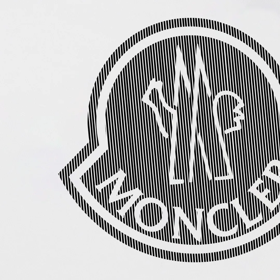 P80💰《Moncler~ 》 2026New Arrival Quality T ， , Versatile Quality ！ ‼ 32 250G ‼ ， ， ， ， T 🤪 Sizes：S-M-L-XL-2XL ：Black，White， Same Style
